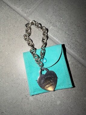 Tiffany & Co. Silver Heart Tag Bracelet - Turquoise Pouch